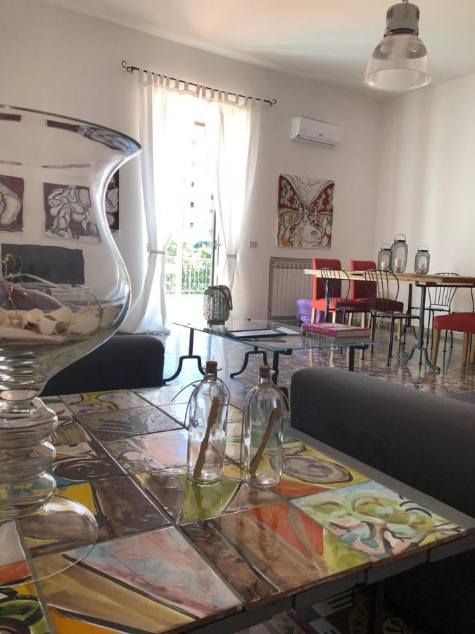 Villa La Rina Palermo Eksteriør billede